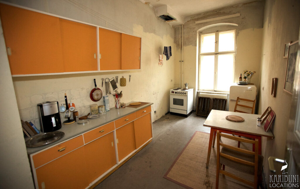 Film Location - Küche 60er Jahre mit Ost-Flair