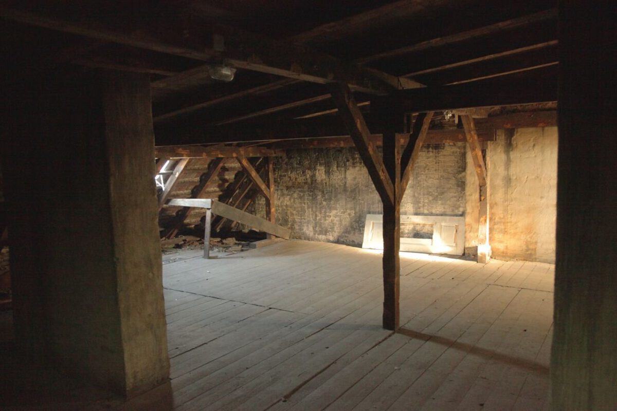 Dachboden (diverse) | KARIBUNI