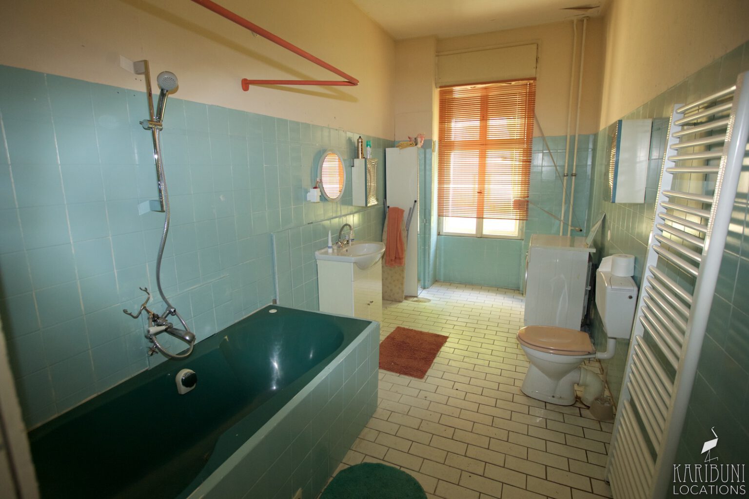 Omas Schlafzimmer | KARIBUNI