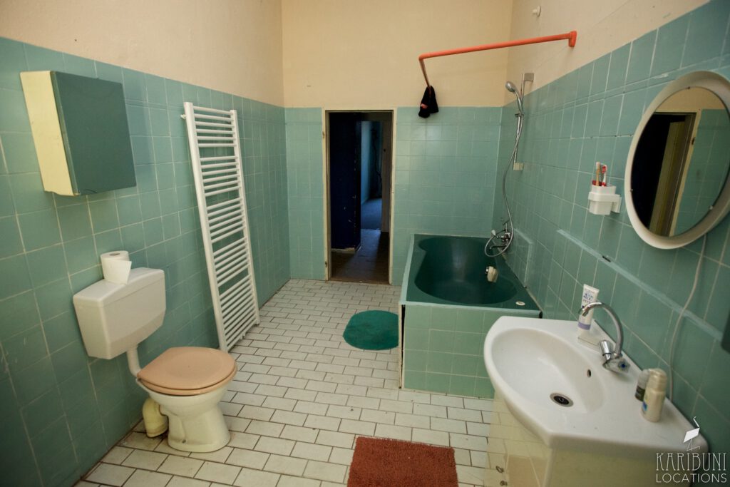 Omas mintgrünes Retro Badezimmer | KARIBUNI